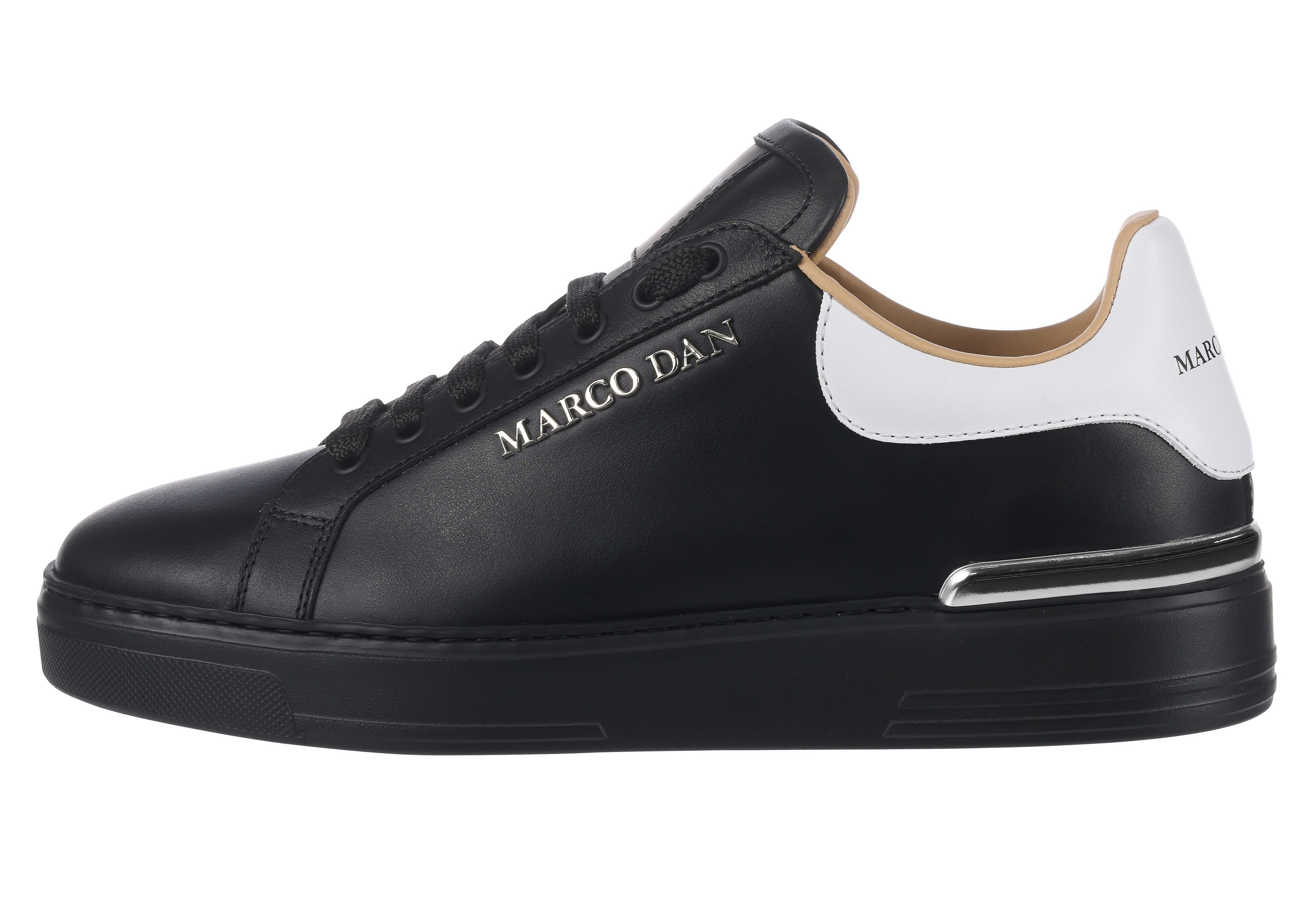 Lo-Top Sneaker Lettering